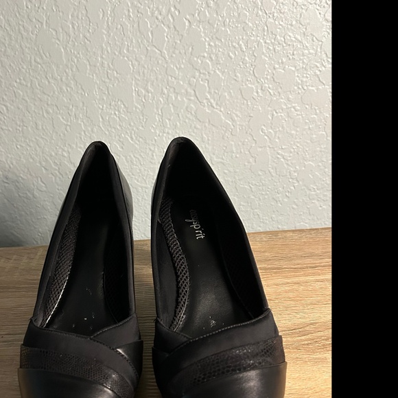 Easy Spirit - Picture 6 of 7